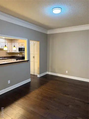 $2,300 | 698 Trailcrest Court, Unit 5, Kirkwood, MO 63122