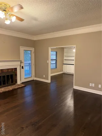 $2,300 | 698 Trailcrest Court, Unit 5, Kirkwood, MO 63122