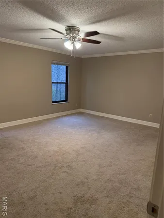 $2,300 | 698 Trailcrest Court, Unit 5, Kirkwood, MO 63122