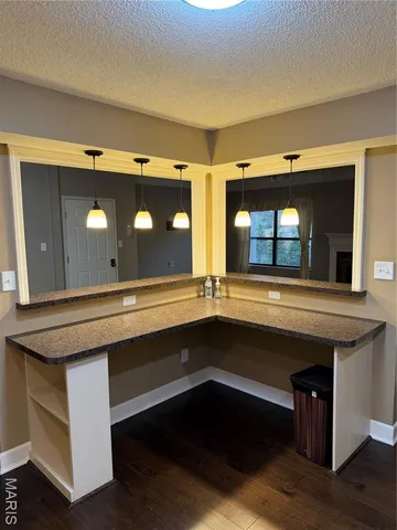 $2,300 | 698 Trailcrest Court, Unit 5, Kirkwood, MO 63122
