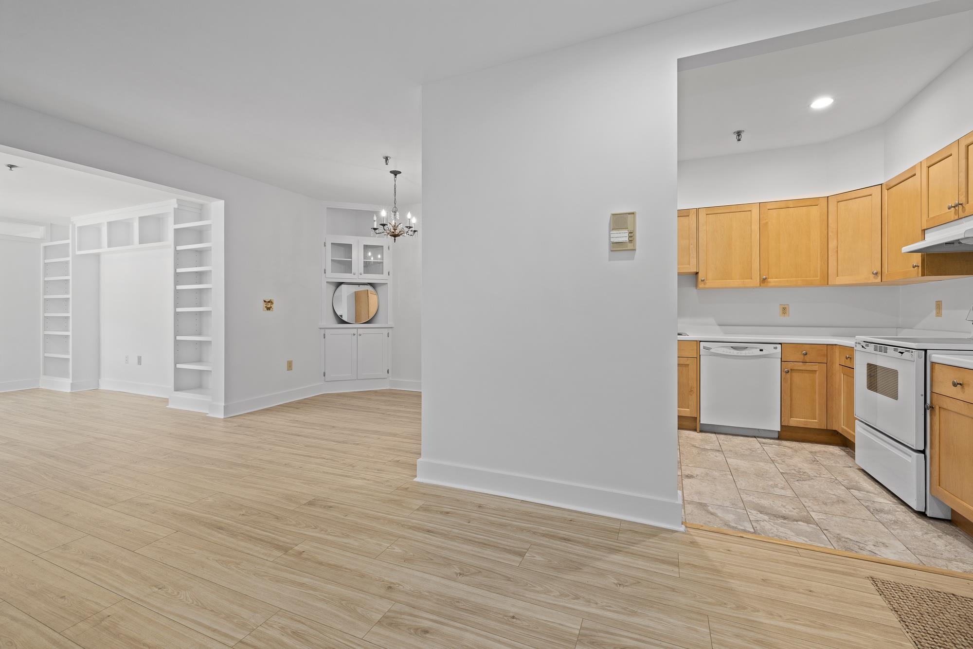53 Lyme Road, Unit 10 Hanover, NH 03755 - Photo 4 of 32
