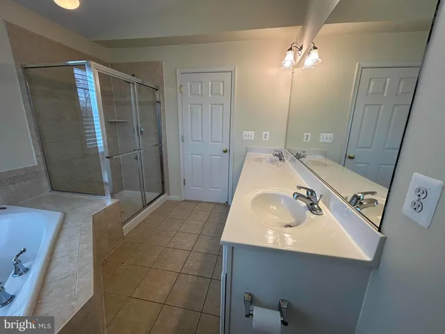 $3,800 | 8197 Tenbrook Drive, Gainesville, VA 20155