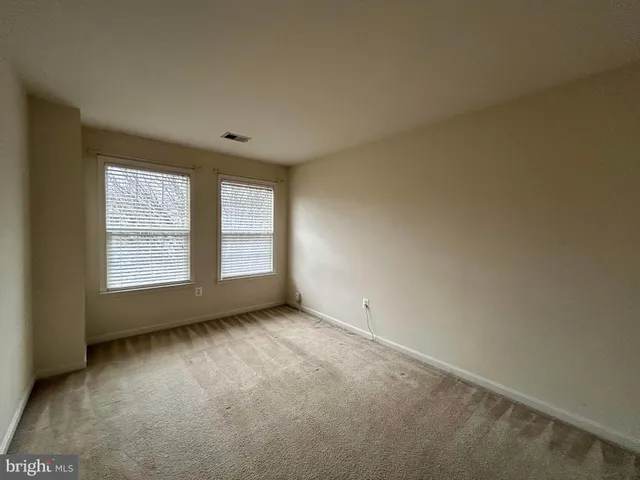 $3,800 | 8197 Tenbrook Drive, Gainesville, VA 20155