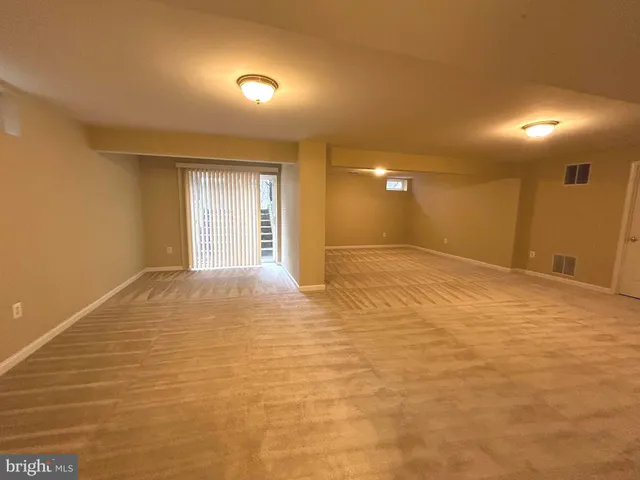 $3,800 | 8197 Tenbrook Drive, Gainesville, VA 20155