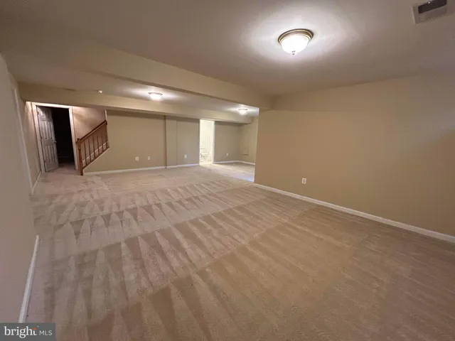 $3,800 | 8197 Tenbrook Drive, Gainesville, VA 20155