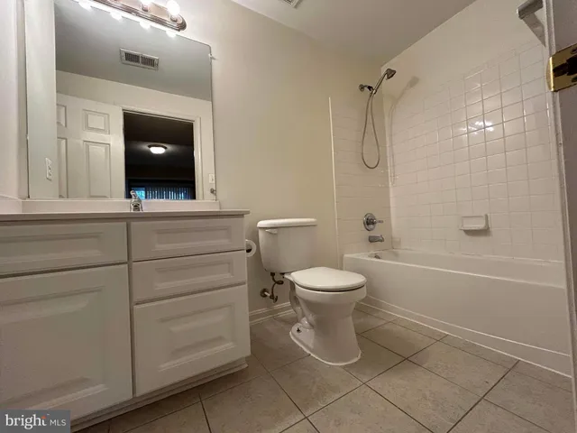 $3,800 | 8197 Tenbrook Drive, Gainesville, VA 20155