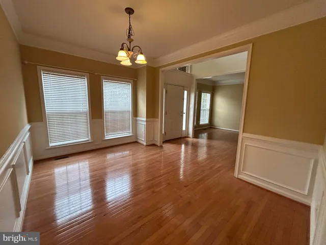 $3,800 | 8197 Tenbrook Drive, Gainesville, VA 20155