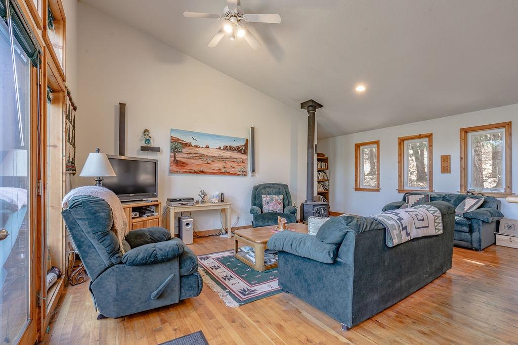 1771 Diamond Mountain Road Greenville, CA 95947 - Photo 9 of 31