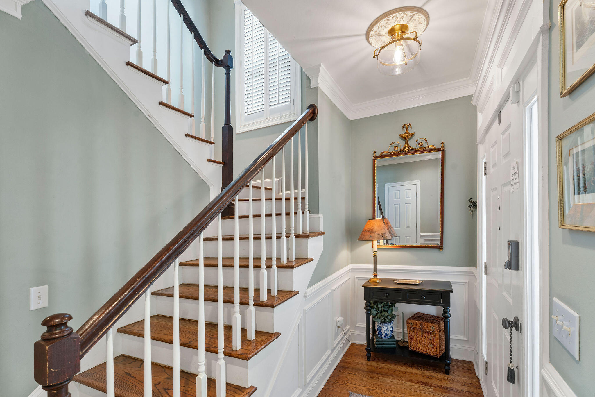1093 Mathis Ferry Road Mount Pleasant, SC 29464 - Photo 5 of 36 entryway