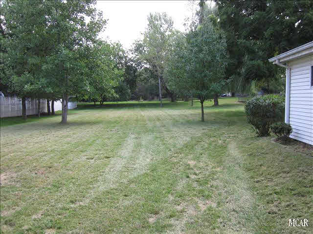 2110 Spaulding Road Monroe, MI 48162 - Photo 3 of 12 20019962-2.JPG