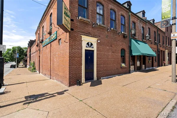 $65,000 | 2400 South 18th Street, St. Louis, MO 63104