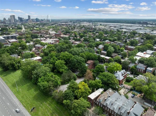 $65,000 | 2400 South 18th Street, St. Louis, MO 63104