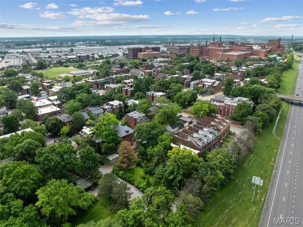 $65,000 | 2400 South 18th Street, St. Louis, MO 63104