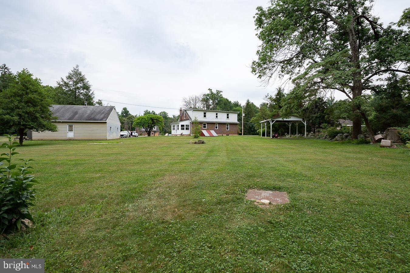 1629 Becker Road Green Lane, PA 18054 - Photo 28 of 32