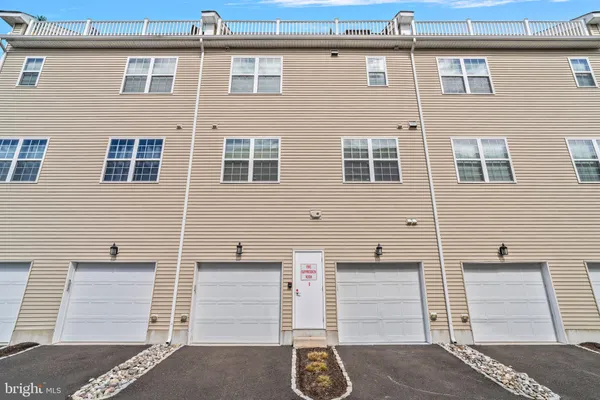 $2,800 | 135 A Federal Street, Bensalem, PA 19020