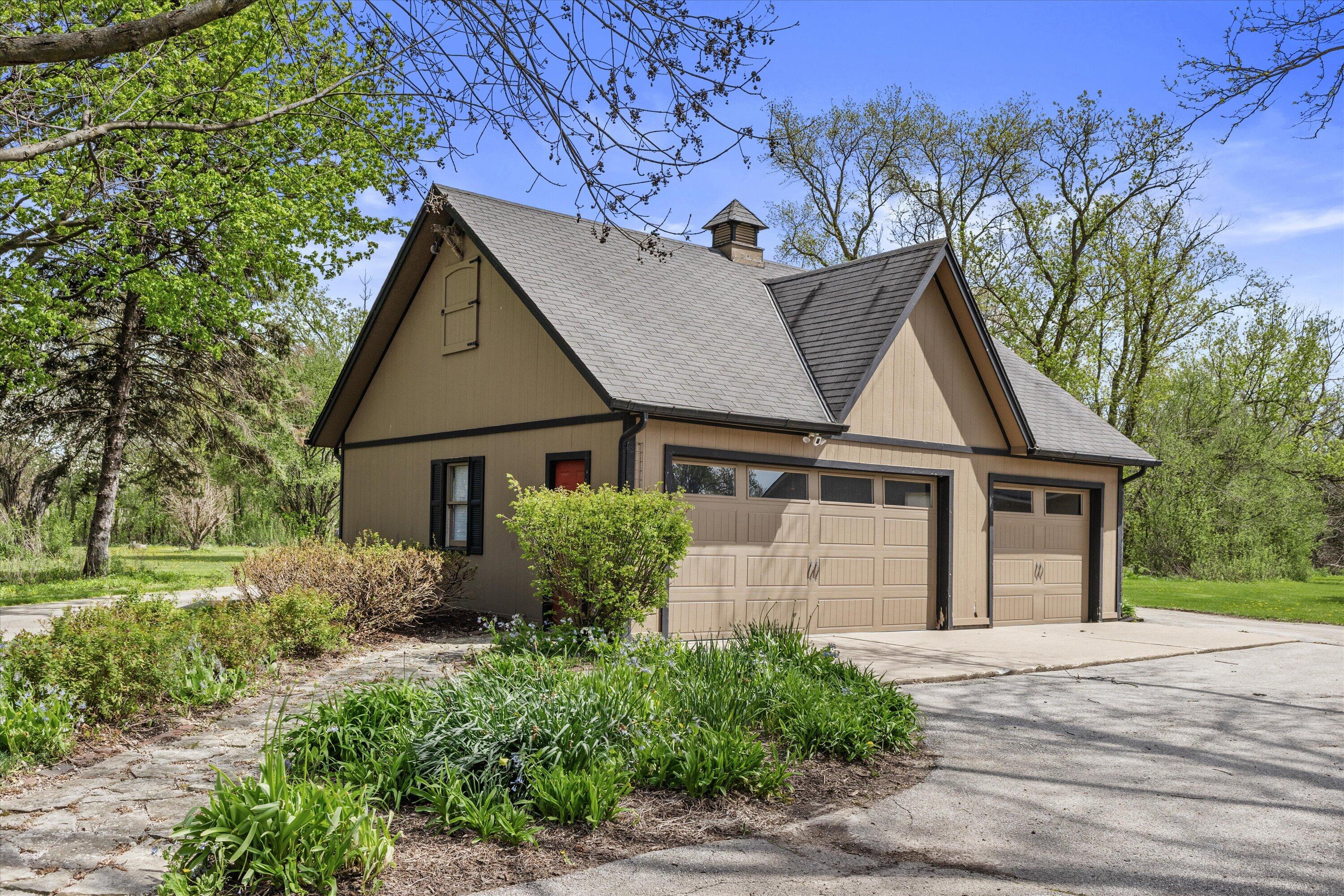 N72 W13449 Good Hope Road Menomonee Falls, WI 53051 - Photo 60 of 65 3 Car Garage