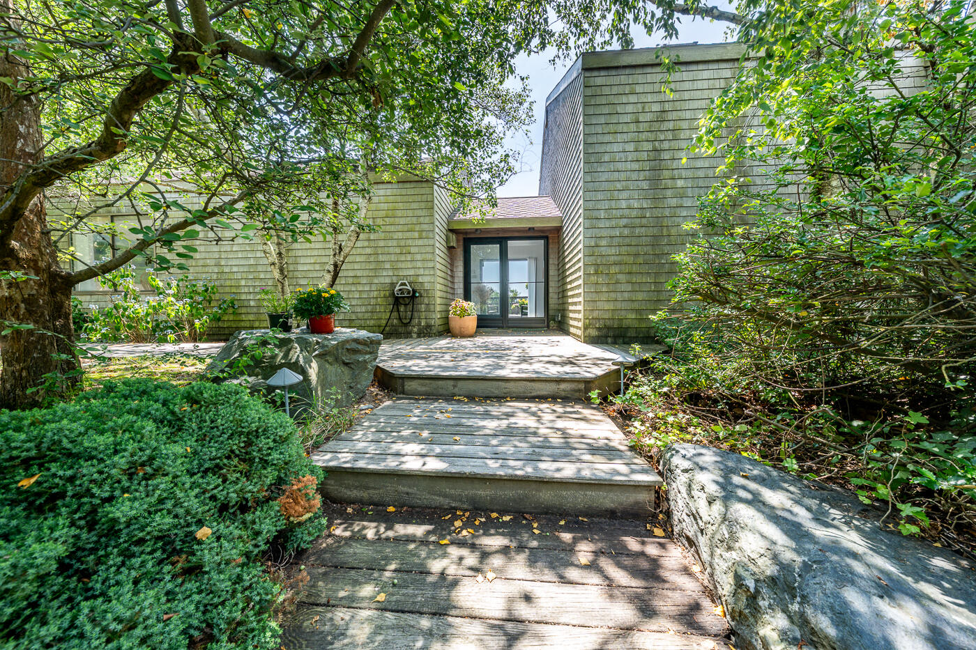 20 Quanset Road Truro, MA 02666 - Photo 7 of 47 front1