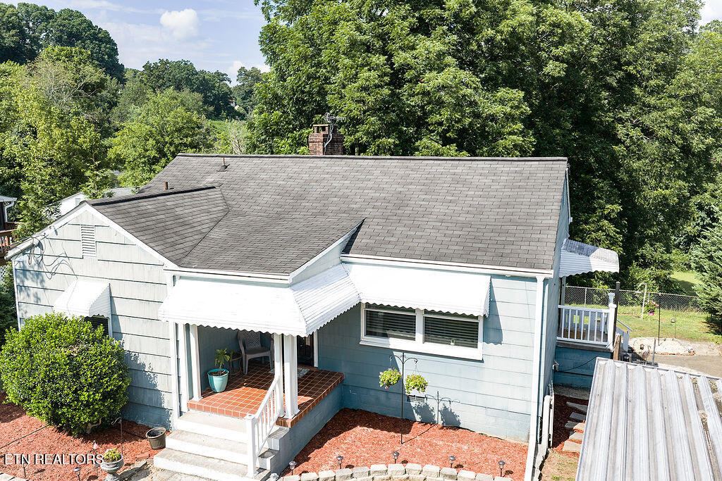 122 Salem Road Oak Ridge, TN 37830 - Photo 2 of 31 Exterior2