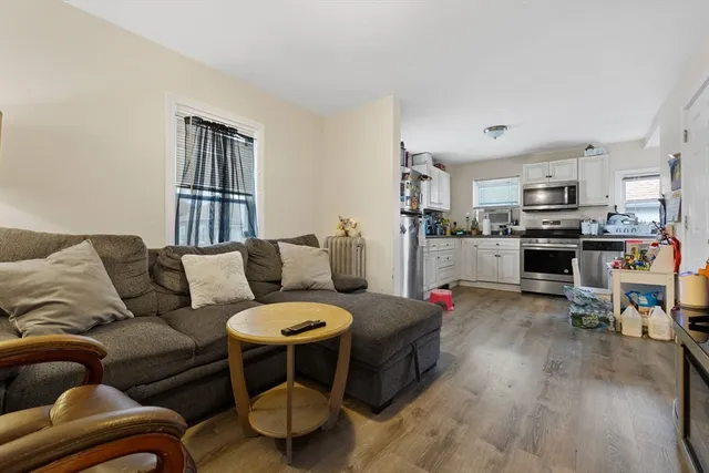 $2,600 | 19 Alfred Street, Unit 2, Everett, MA 02149