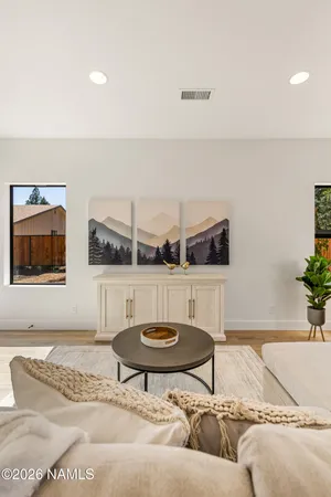 $635,000 | 302 West Oak Avenue, Unit 3, Flagstaff, AZ 86001