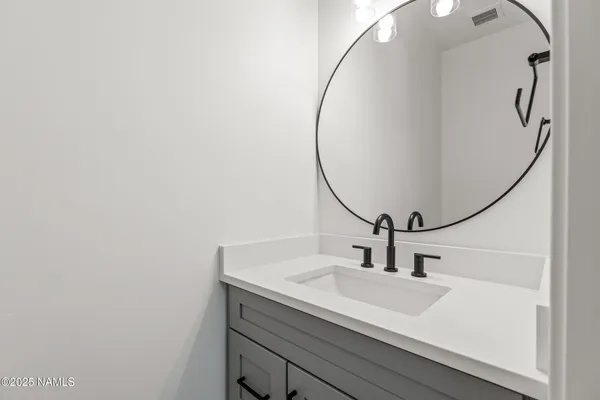 $635,000 | 302 West Oak Avenue, Unit 3, Flagstaff, AZ 86001