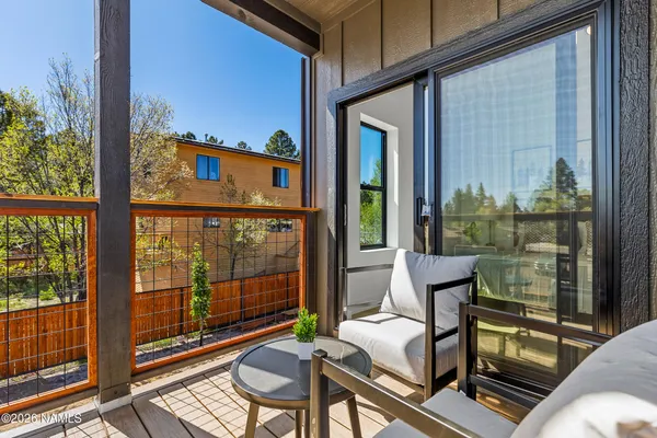 $635,000 | 302 West Oak Avenue, Unit 3, Flagstaff, AZ 86001