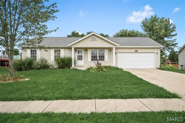 $260,000 | 906 Warrior Ridge, Warrenton, MO 63383