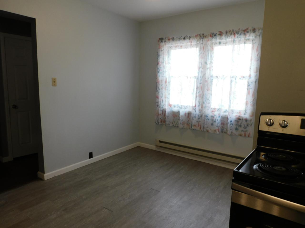 633 West Davenport Street Rhinelander, WI 54501 - Photo 5 of 19 Gallery Image 5