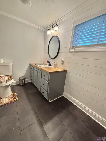 $239,000 | 553 Lake Long Drive, Houma, LA 70364