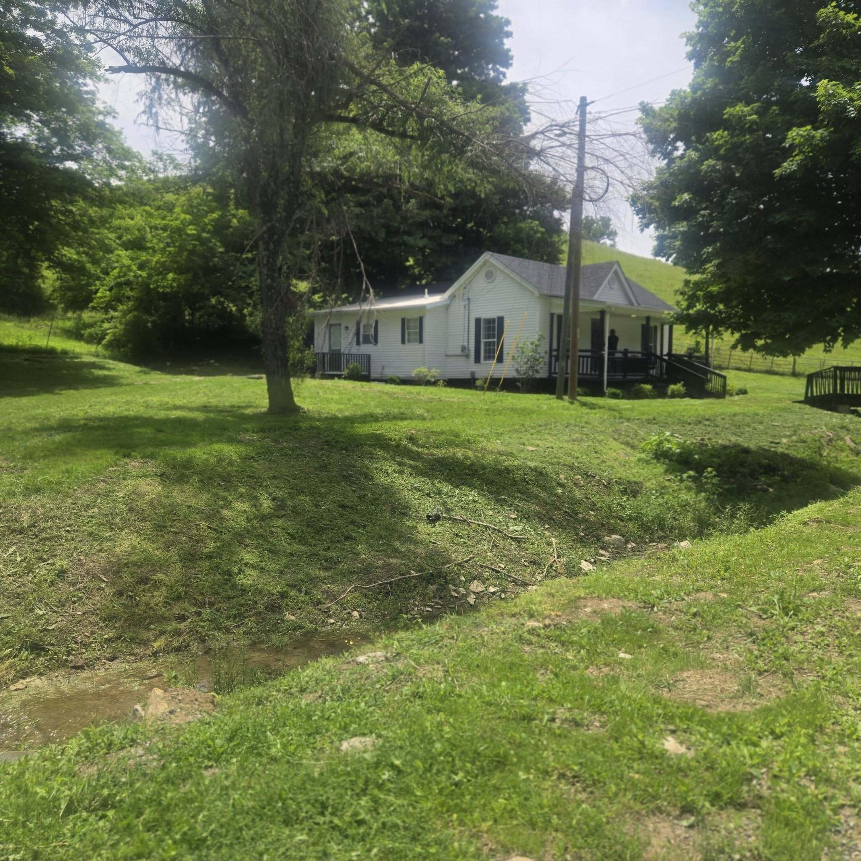2424 Kirksville Road Lancaster, KY 40444 - Photo 11 of 52 10
