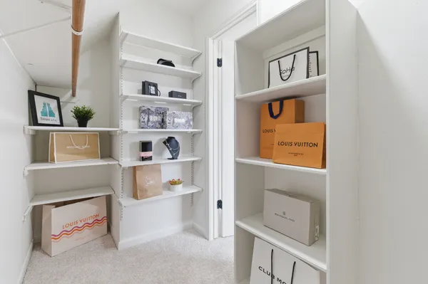 $364,900 | 5 Devonshire Drive, Conroe, TX 77304