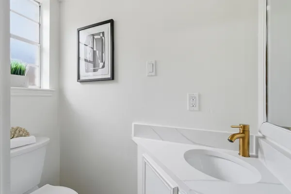 $364,900 | 5 Devonshire Drive, Conroe, TX 77304