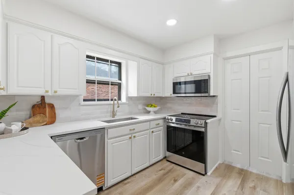 $364,900 | 5 Devonshire Drive, Conroe, TX 77304