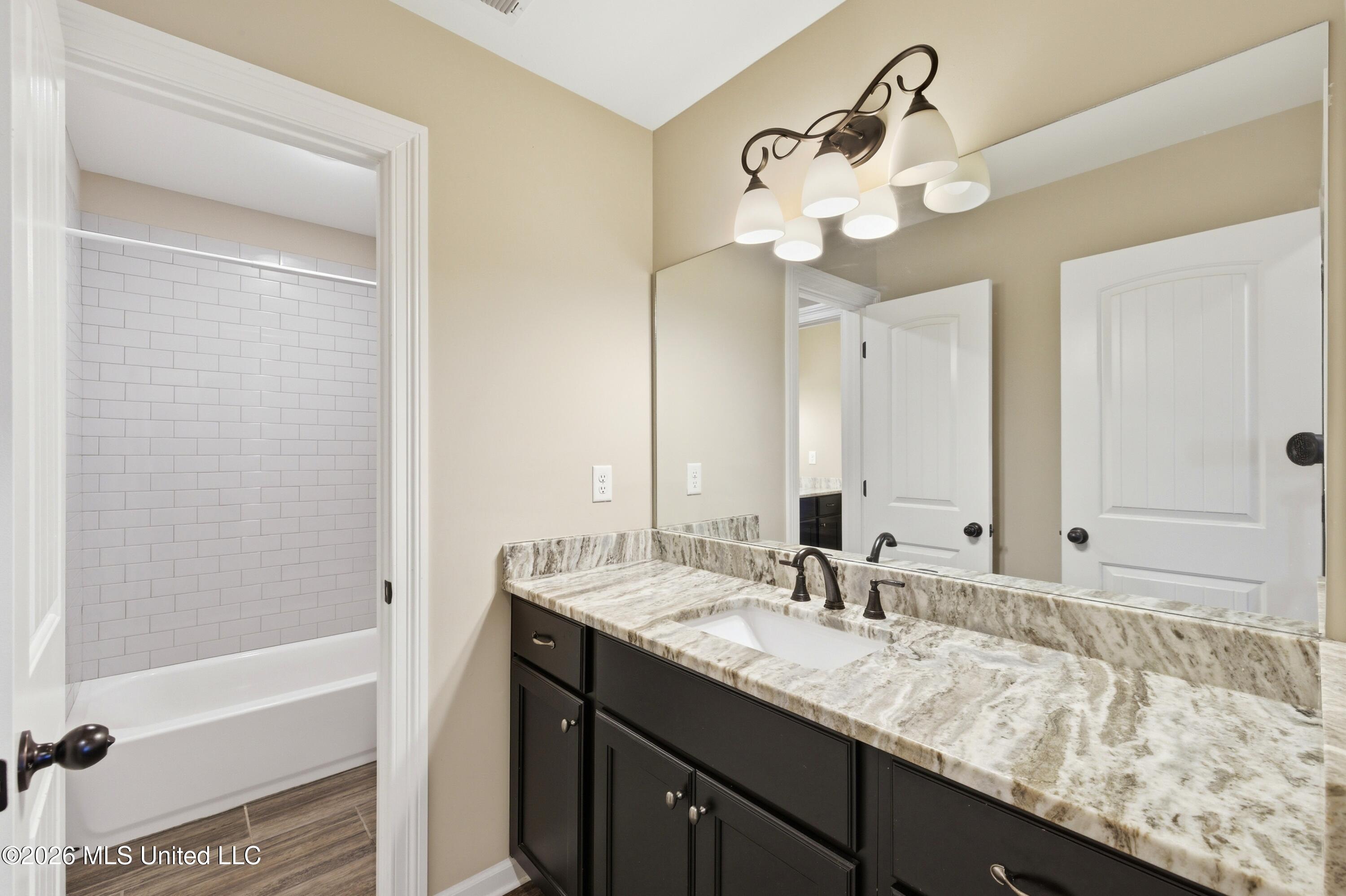 7818 Remington Cove Hernando, MS 38632 - Photo 29 of 49 934A5283