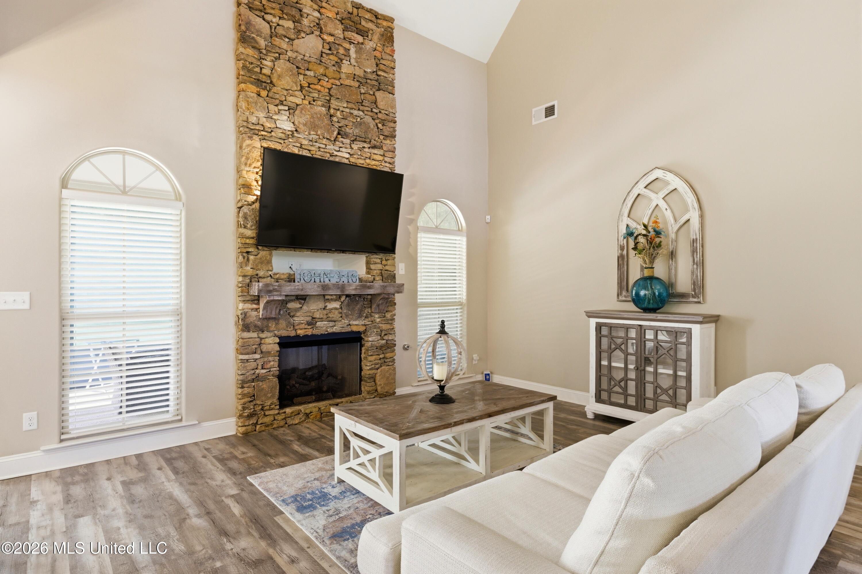 7818 Remington Cove Hernando, MS 38632 - Photo 5 of 49 934A5218