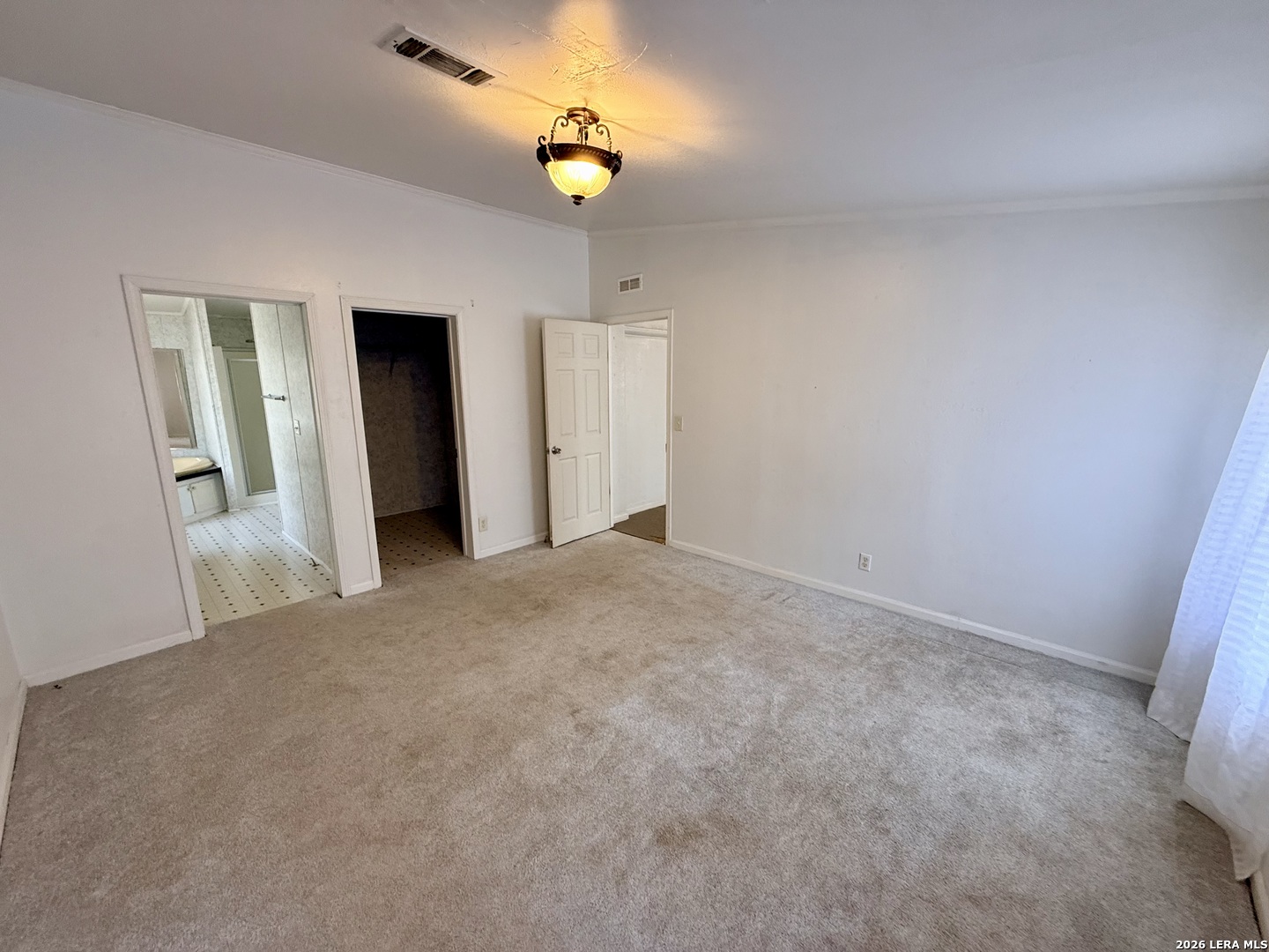 254 Kens Road Lakehills, TX 78063 - Photo 16 of 27