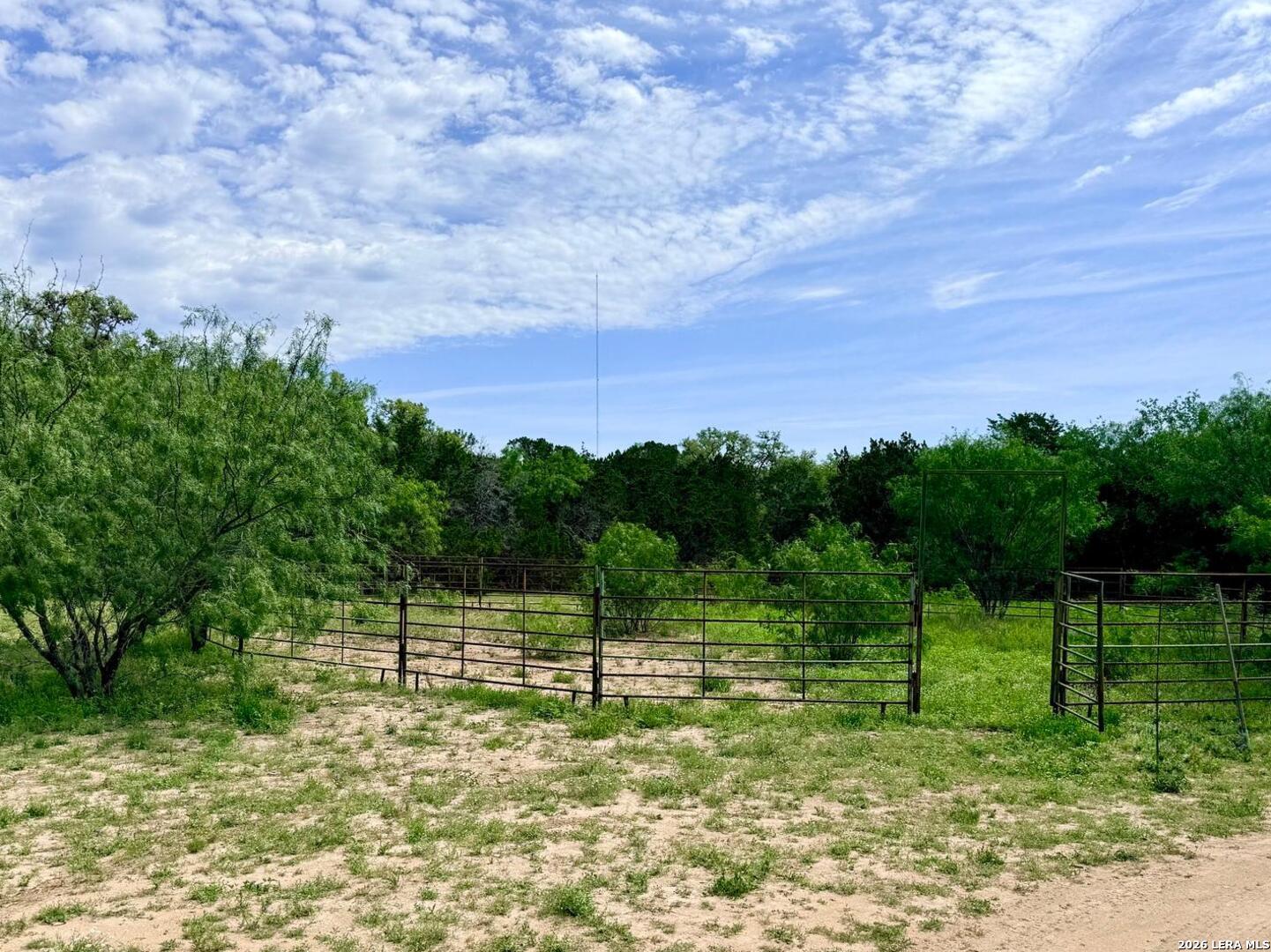 254 Kens Road Lakehills, TX 78063 - Photo 5 of 27