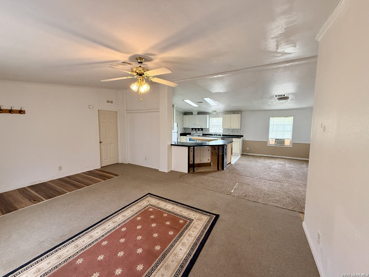 254 Kens Road Lakehills, TX 78063 - Photo 8 of 27