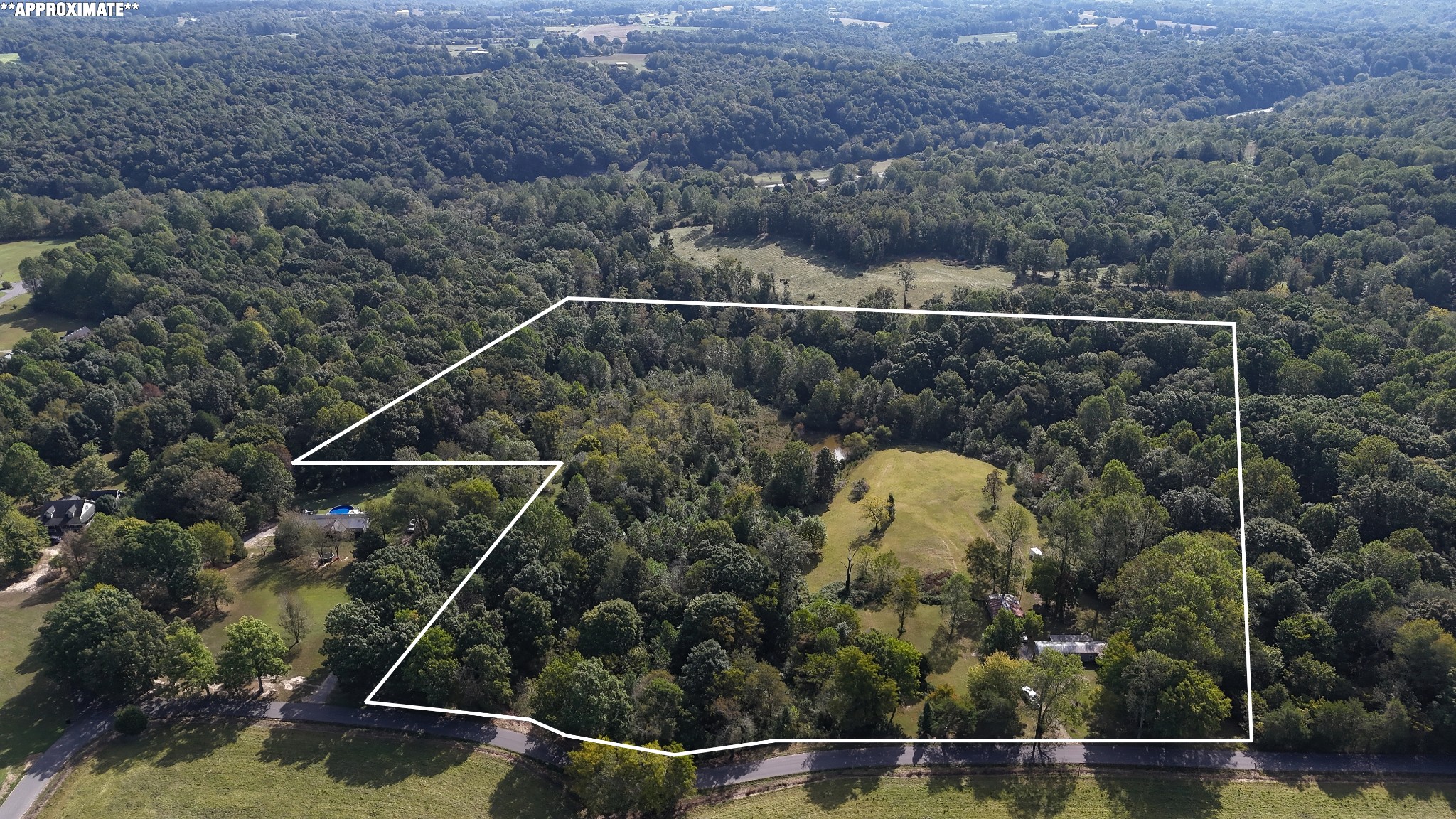 360 Pea Ridge Road Westmoreland, TN 37186 - Photo 1 of 36 Gallery Image 1