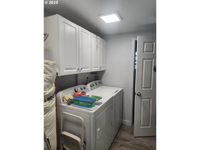 $310,000 | 867 Northeast Johnson Street, Myrtle Creek, OR 97457