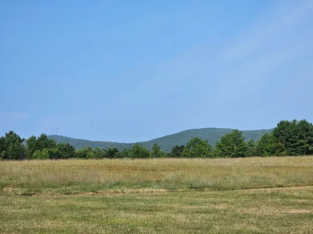 $550,000 | 8 Evans Hill Drive, Denmark, ME 04022