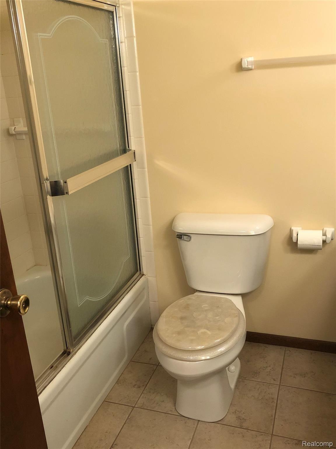 2809 North Lapeer Road Lapeer, MI 48446 - Photo 11 of 24 IMG_1847.jpg