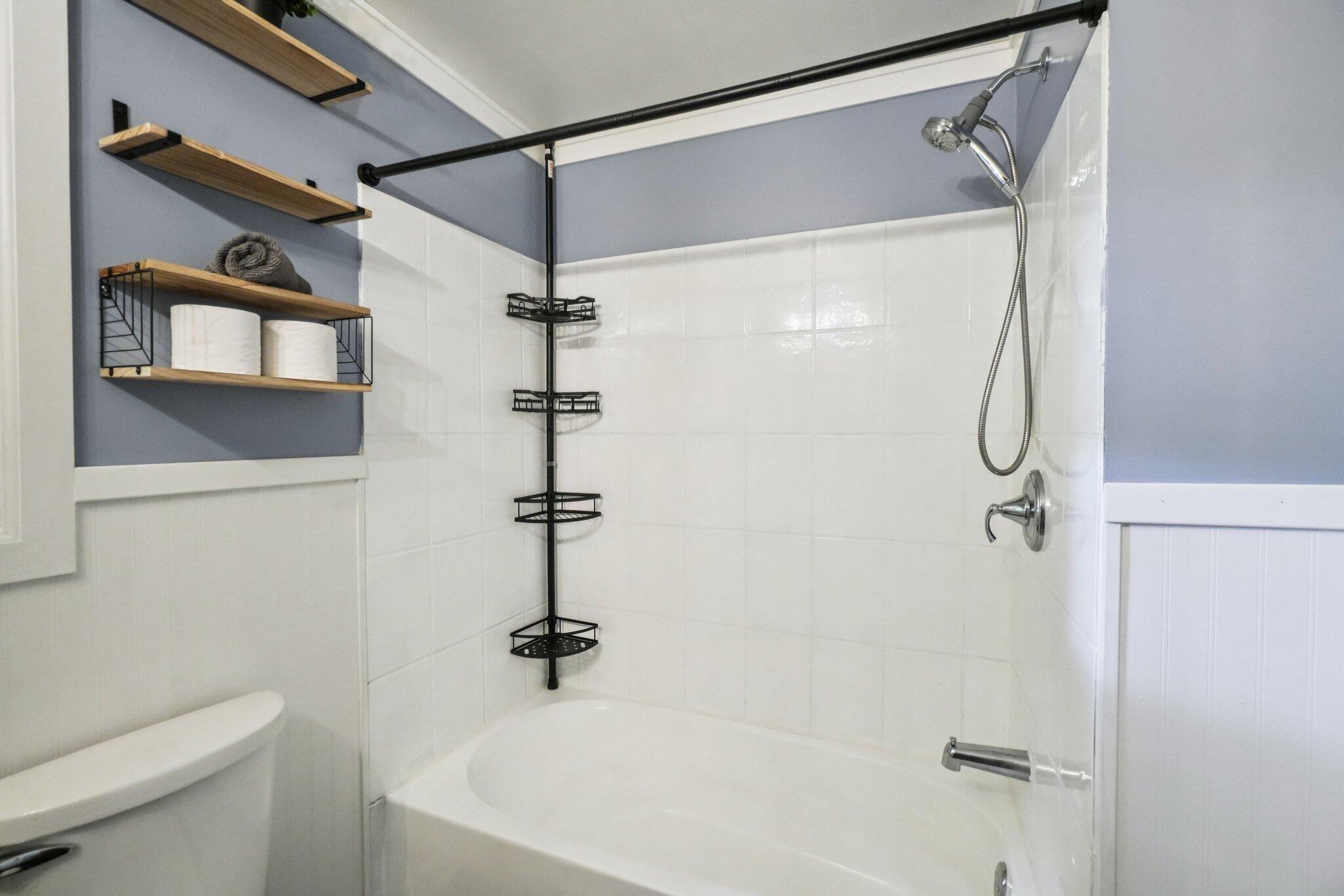 15836 Waterloo Road Grass Lake, MI 49240 - Photo 20 of 42 Bathroom 2