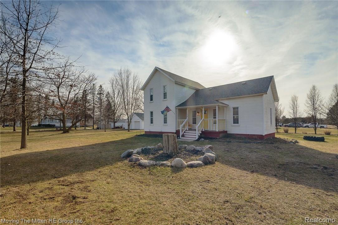 17430 Lohr Road Belleville, MI 48111 - Photo 26 of 35 MTM_17400_lohr-28.jpg