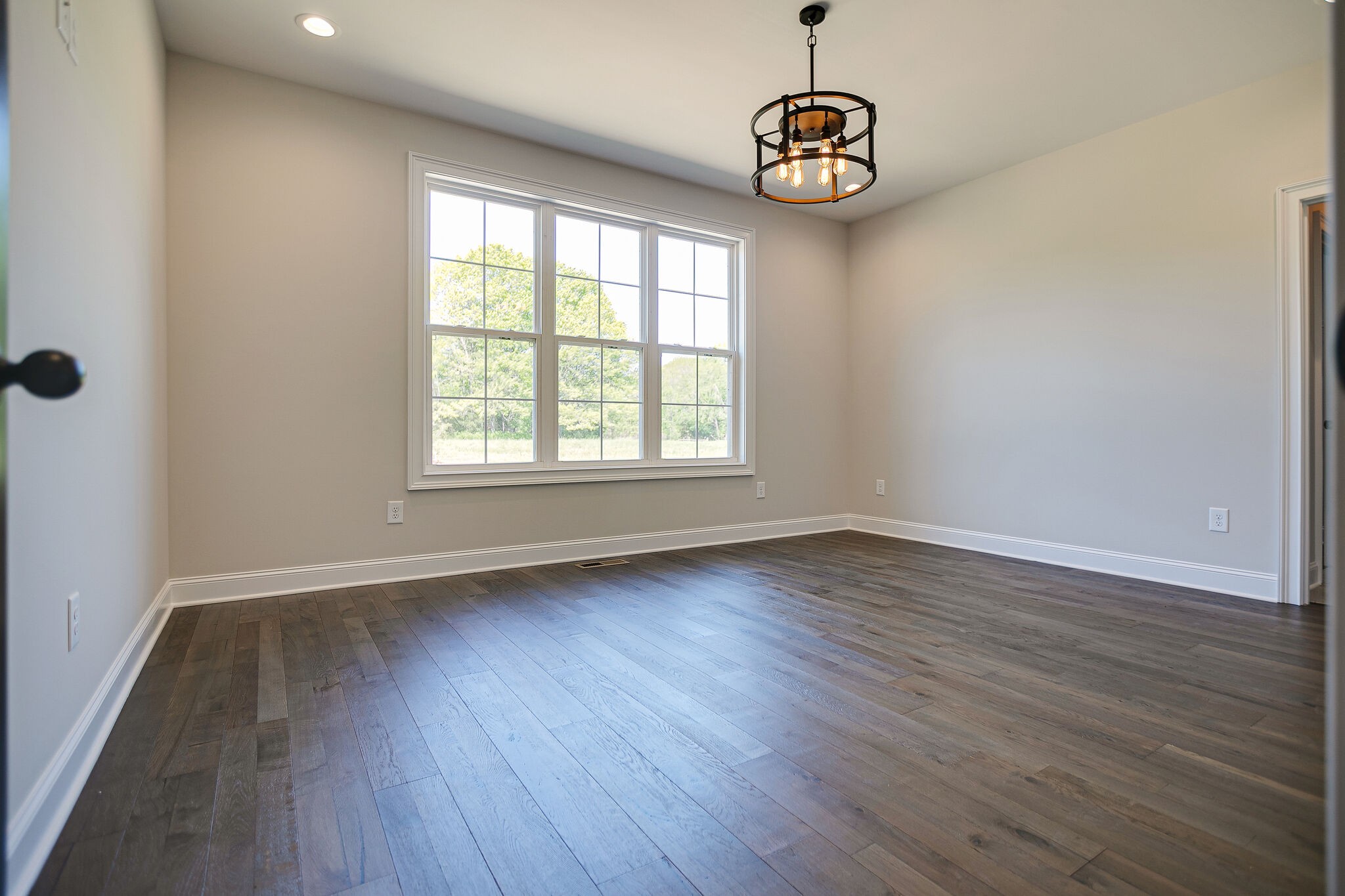 4640 Lunns Store Road Chapel Hill, TN 37034 - Photo 14 of 30 an empty room with wooden floor and windows