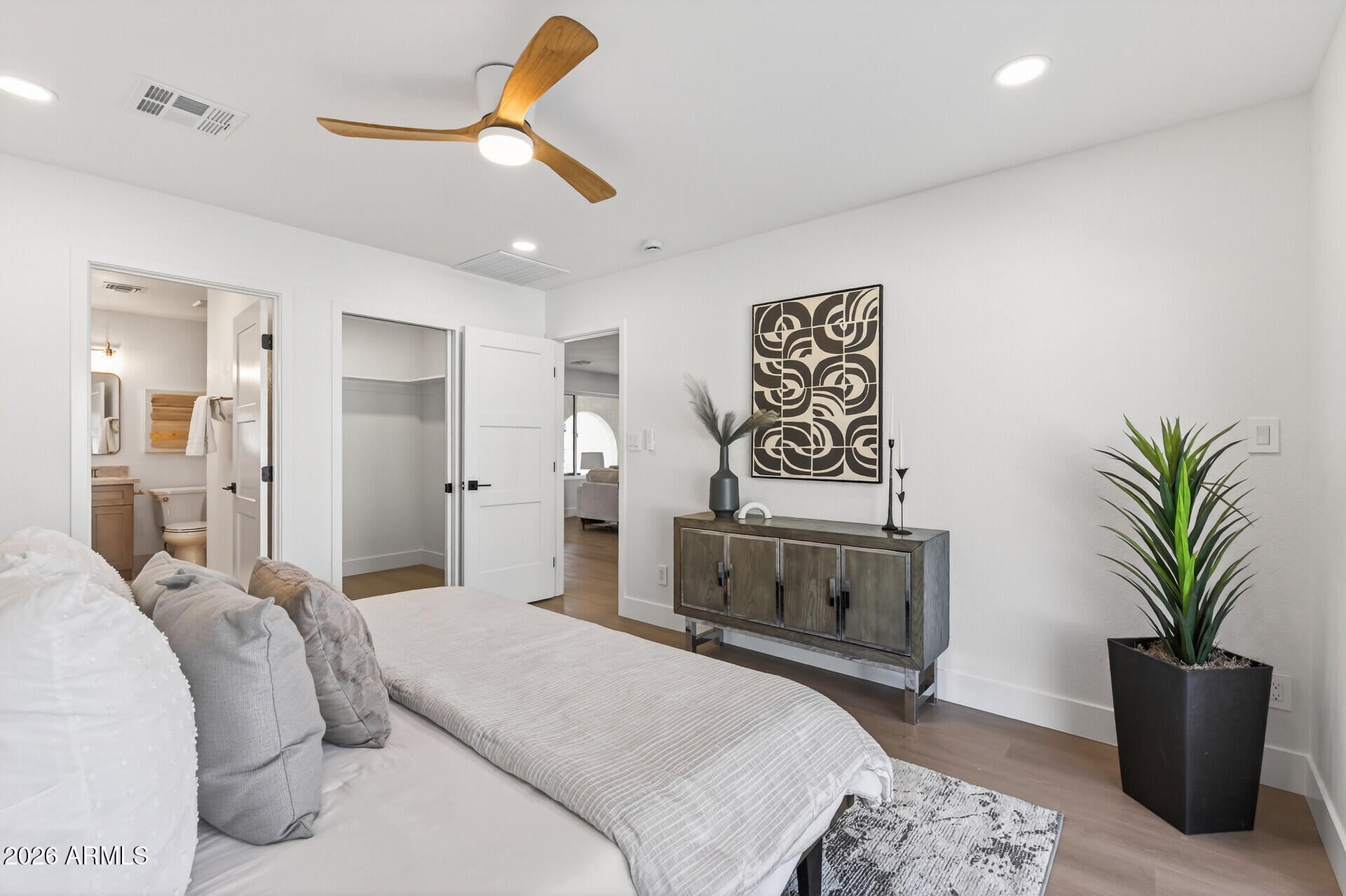 3402 East Mercer Lane Phoenix, AZ 85028 - Photo 22 of 45 38_3402_E_Mercer_Ln38_mls