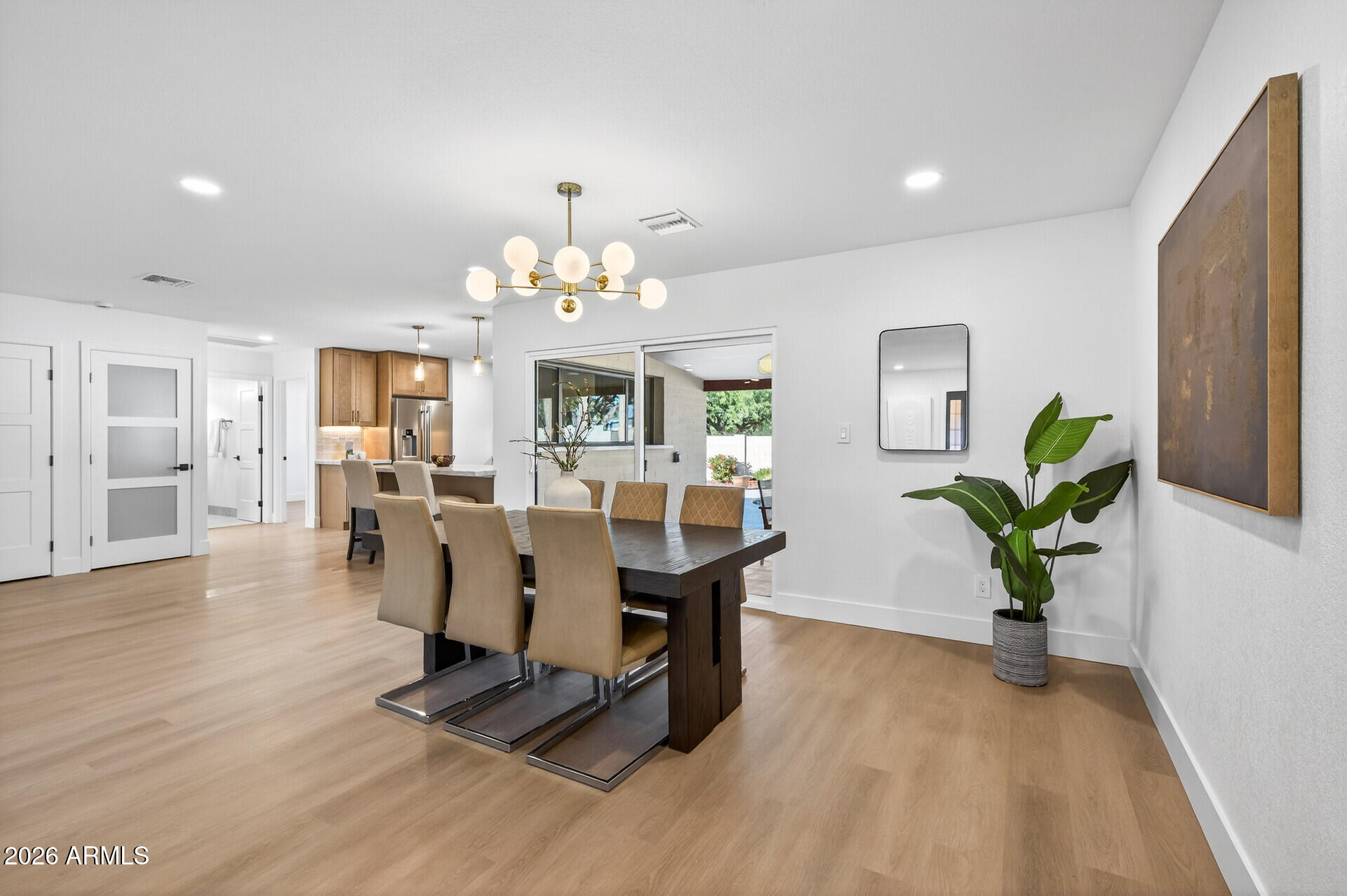 3402 East Mercer Lane Phoenix, AZ 85028 - Photo 6 of 45 19_3402_E_Mercer_Ln19_mls