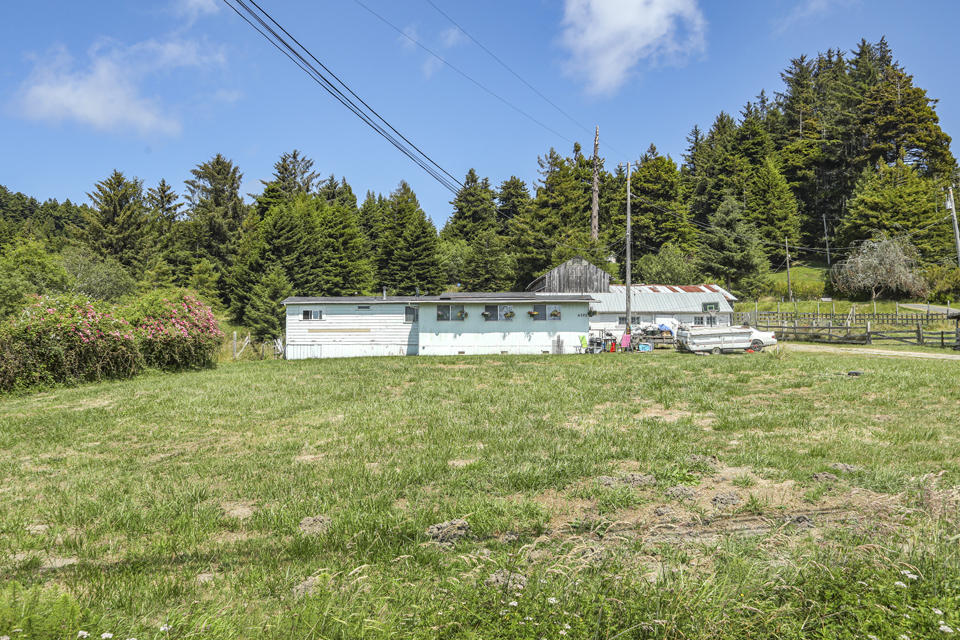 6227 Elk River Road Eureka, CA 95503 - Photo 23 of 41