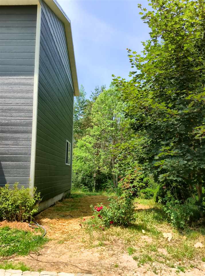 907 Reynolds Road Interlochen, MI 49643 - Photo 33 of 48 1864219-32.JPG