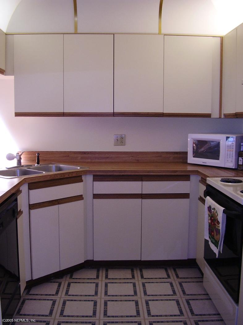 3801 Crown Point Road, Unit 2183 Jacksonville, FL 32257 - Photo 3 of 3 KITCHEN